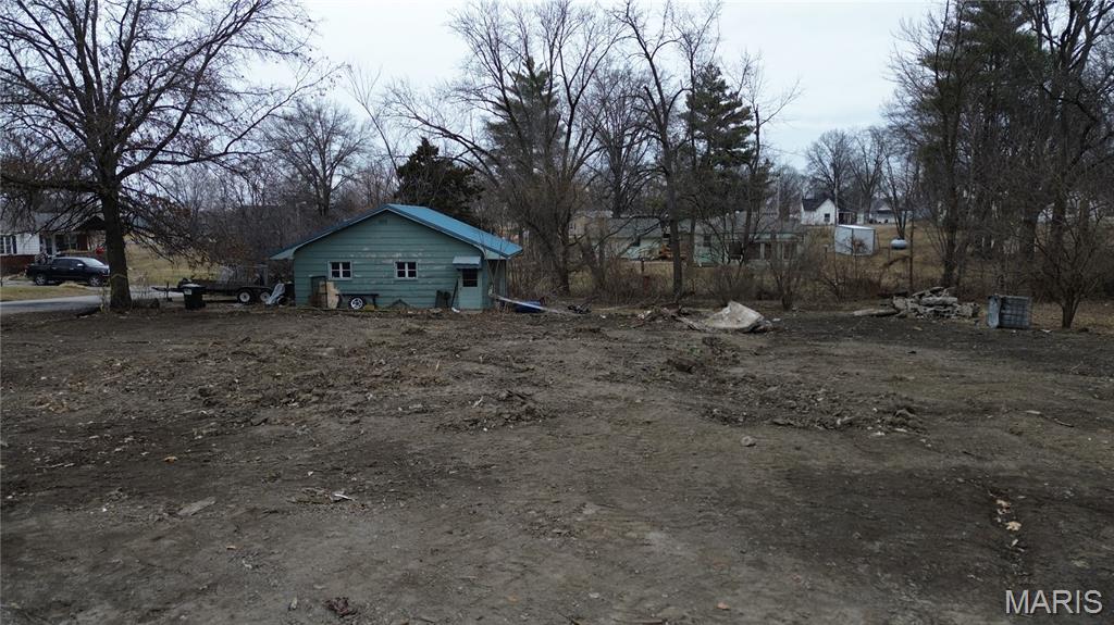 323 W Phipps Property Photo 7