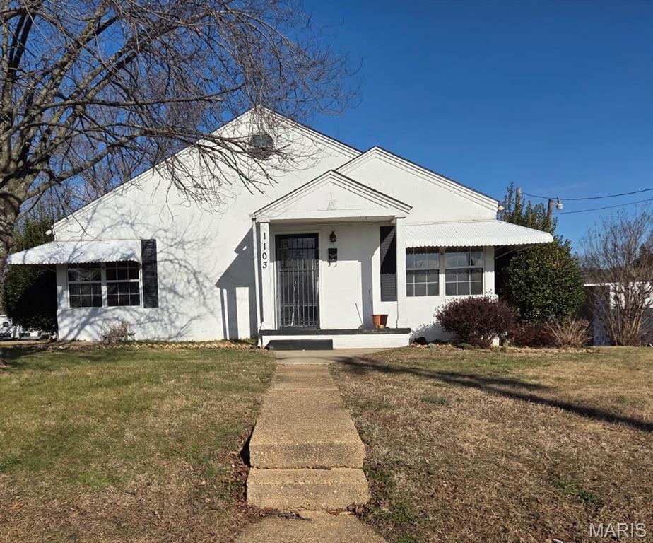 1103 Lester Street