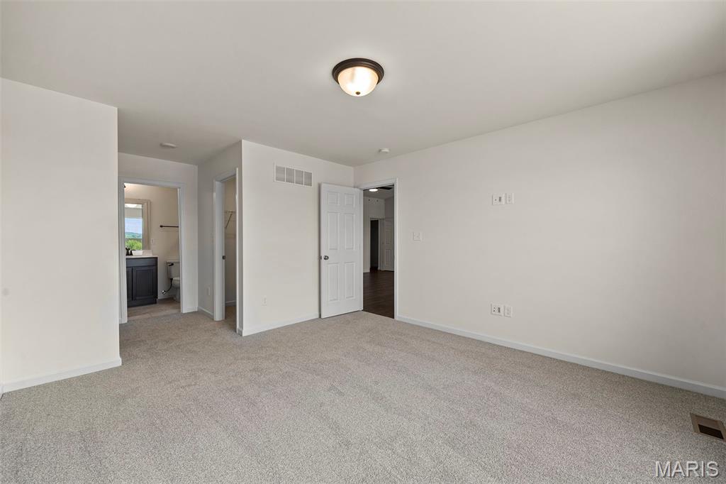 15 Shady Elm Court Property Photo 4