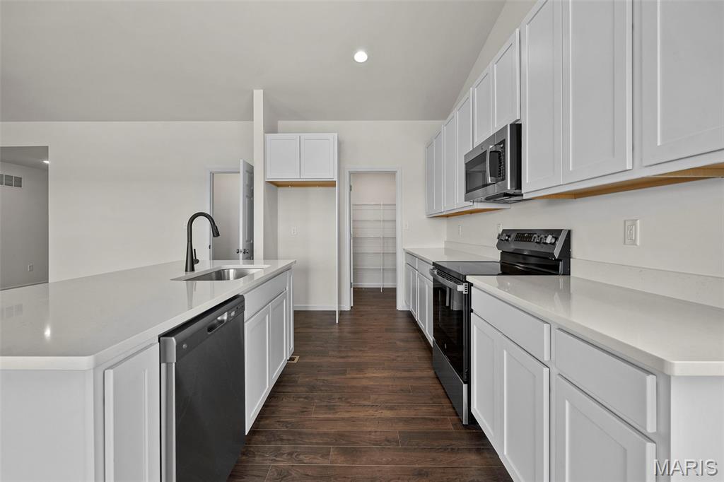 15 Shady Elm Court Property Photo 10