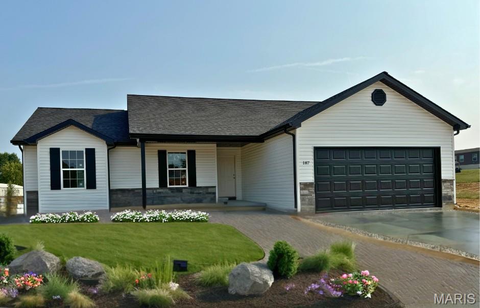 155 Rivers Edge Drive Property Photo 1