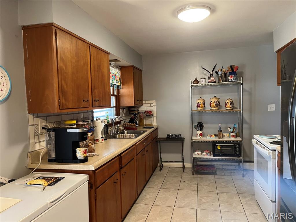 111 N Mountain Street Property Photo 3