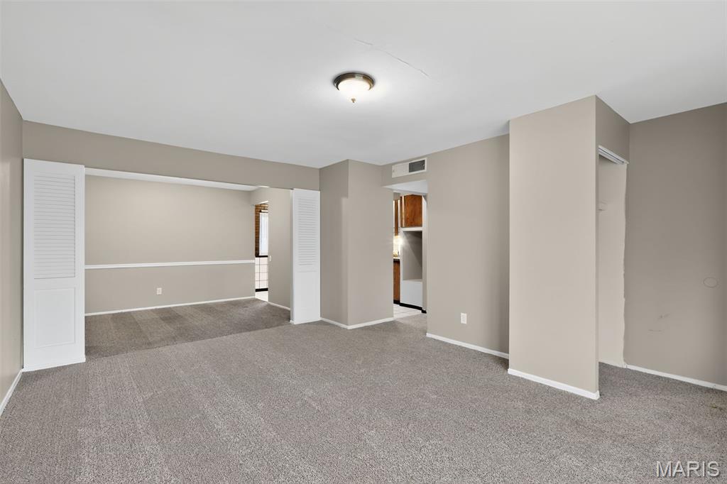 2348 Vorhof Drive Property Photo 7