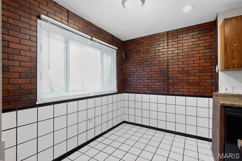 2348 Vorhof Drive Property Photo 12