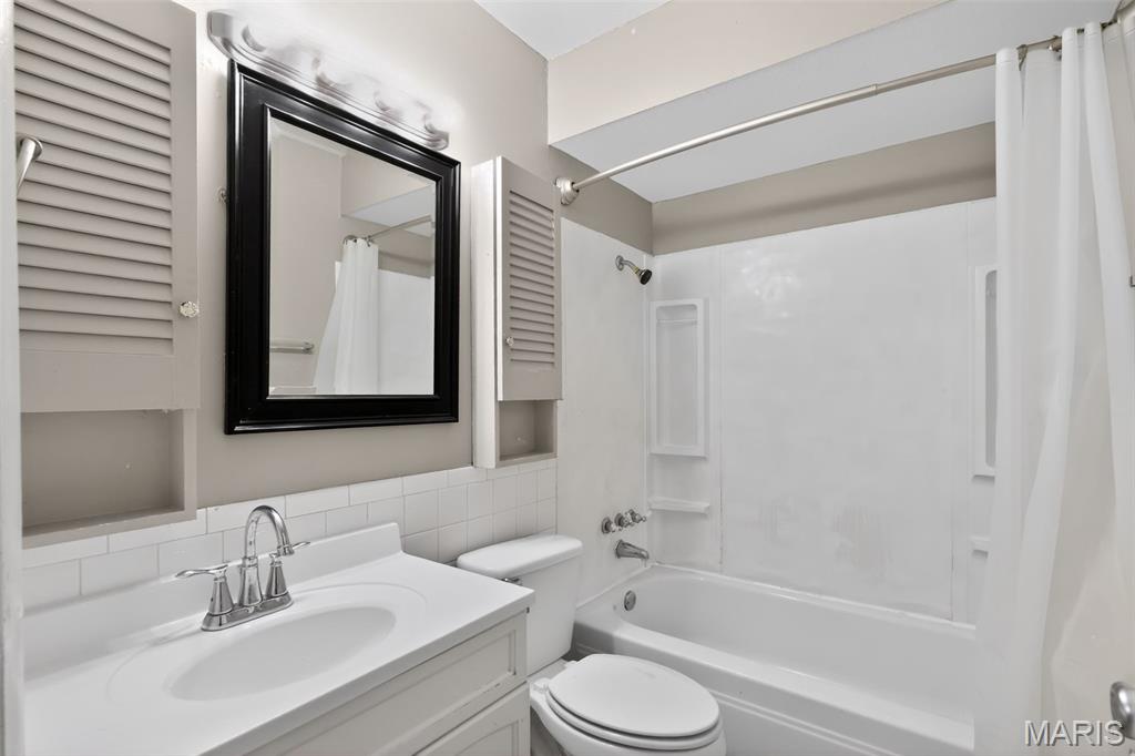 2348 Vorhof Drive Property Photo 21