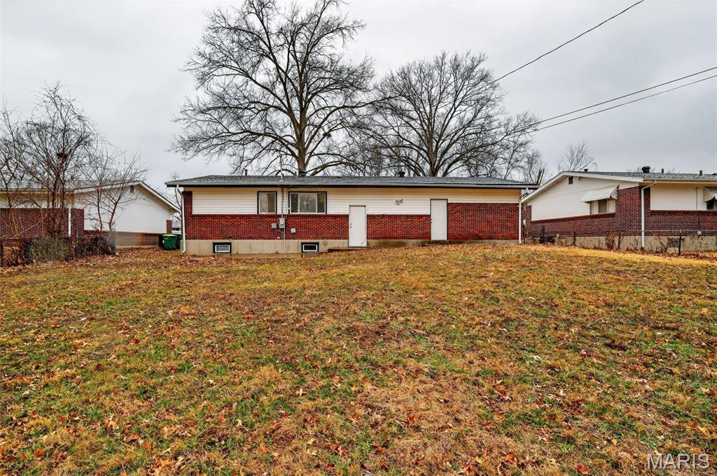 2348 Vorhof Drive Property Photo 27
