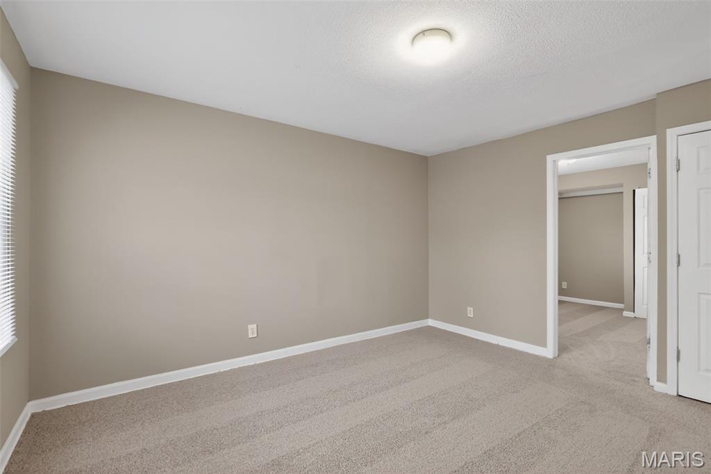 10518 Renfrew Drive Property Photo 11