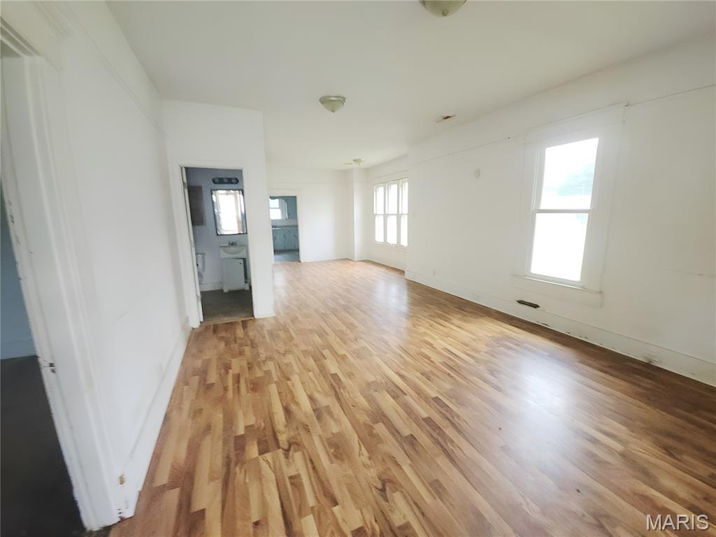 302 N 3rd Street Property Photo 6