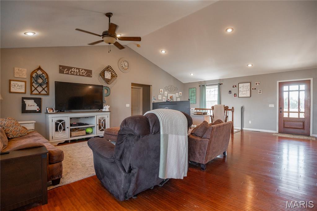 16501 County Road 420 Property Photo 14