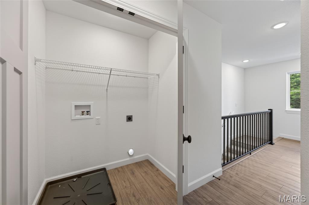 581 Russell Drive Property Photo 36