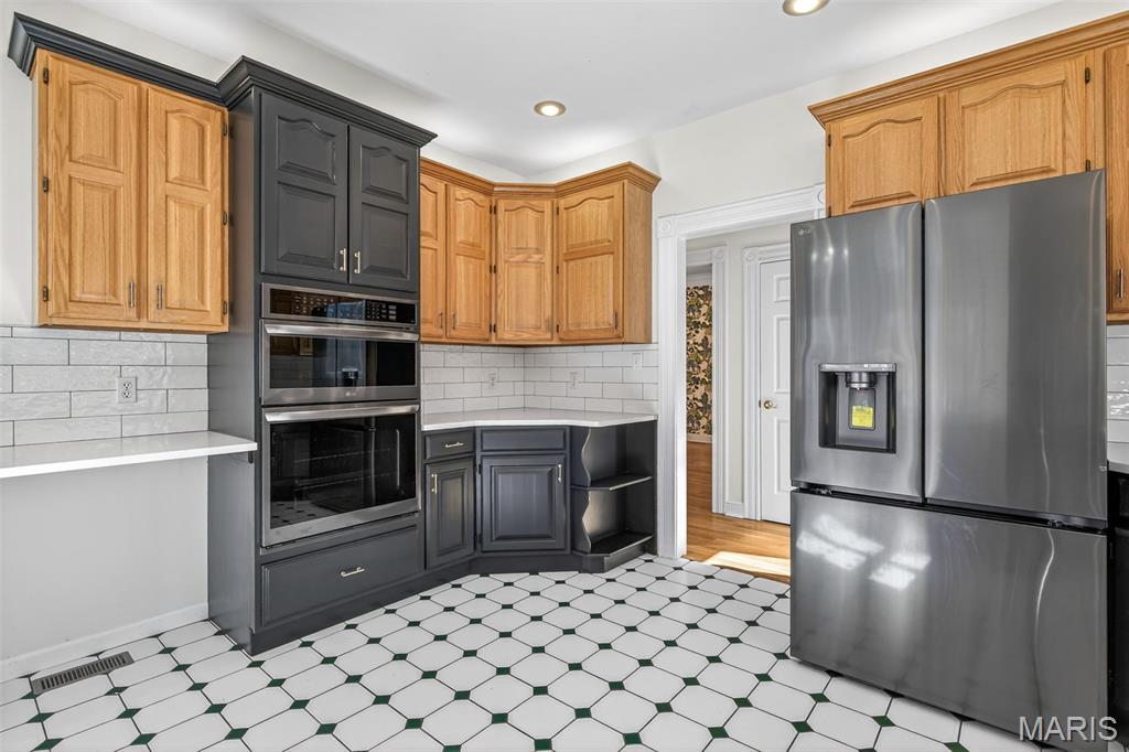 500 Stadium Drive Property Photo 32