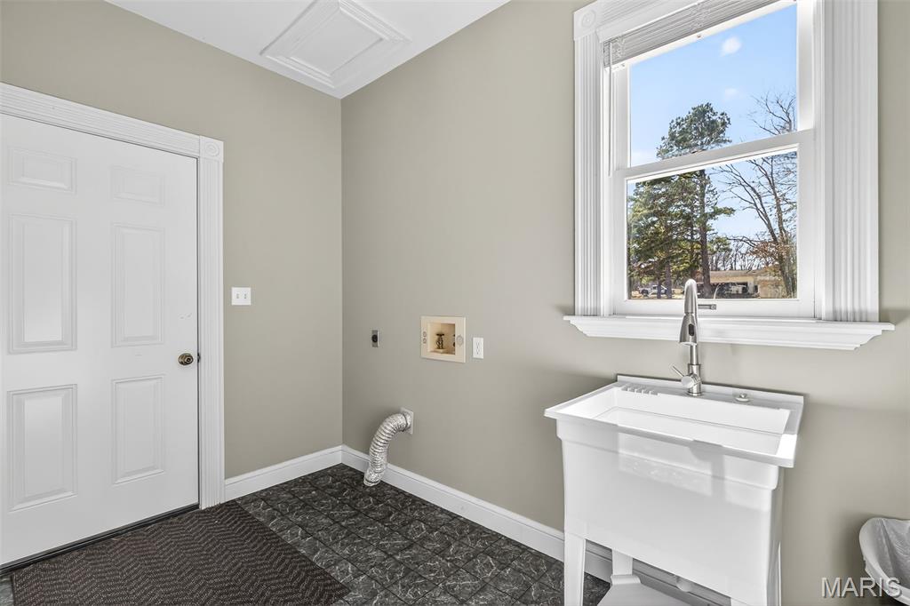 500 Stadium Drive Property Photo 37