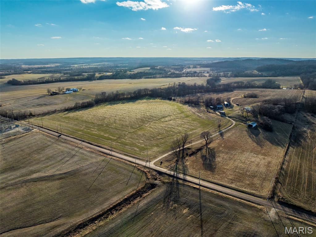 11742 Highway D Property Photo 12