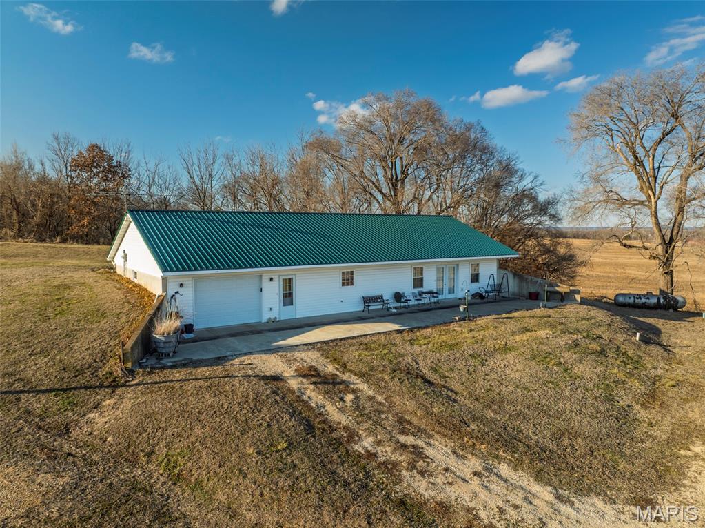 11742 Highway D Property Photo 27