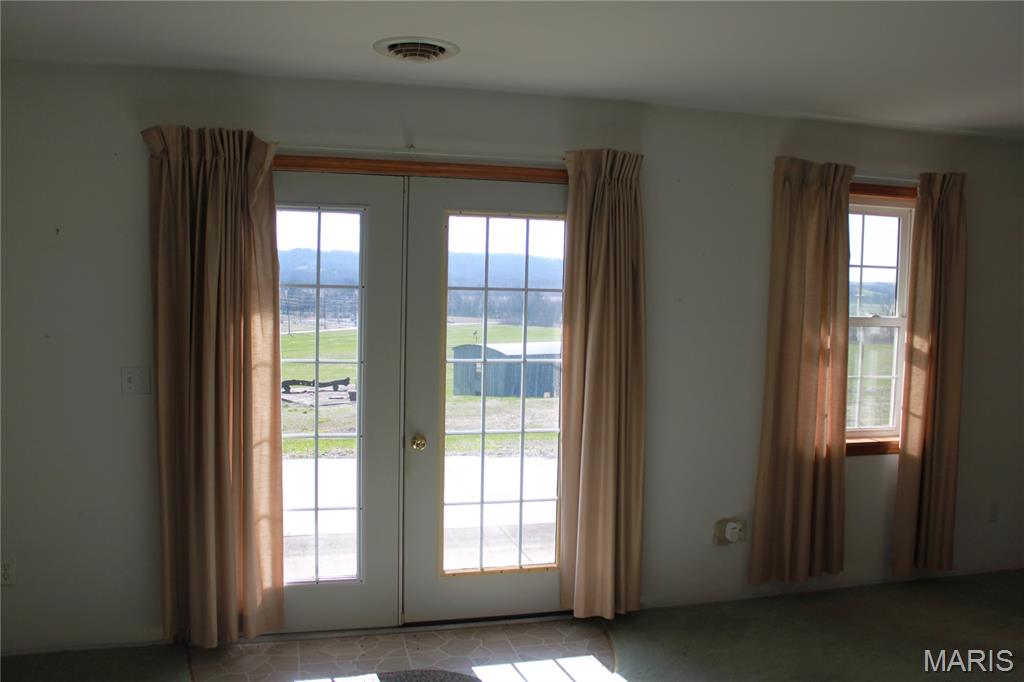 11742 Highway D Property Photo 48