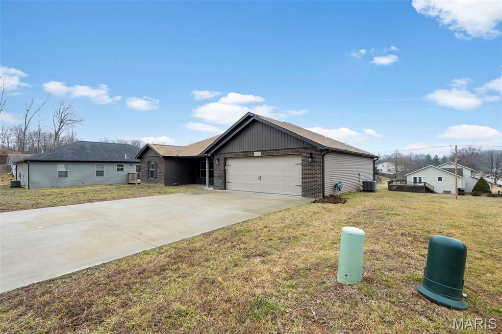 3828 Silverton Circle Property Photo 3