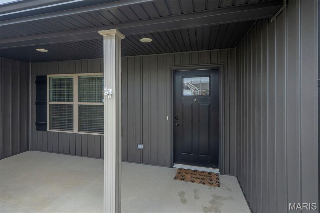 3828 Silverton Circle Property Photo 4