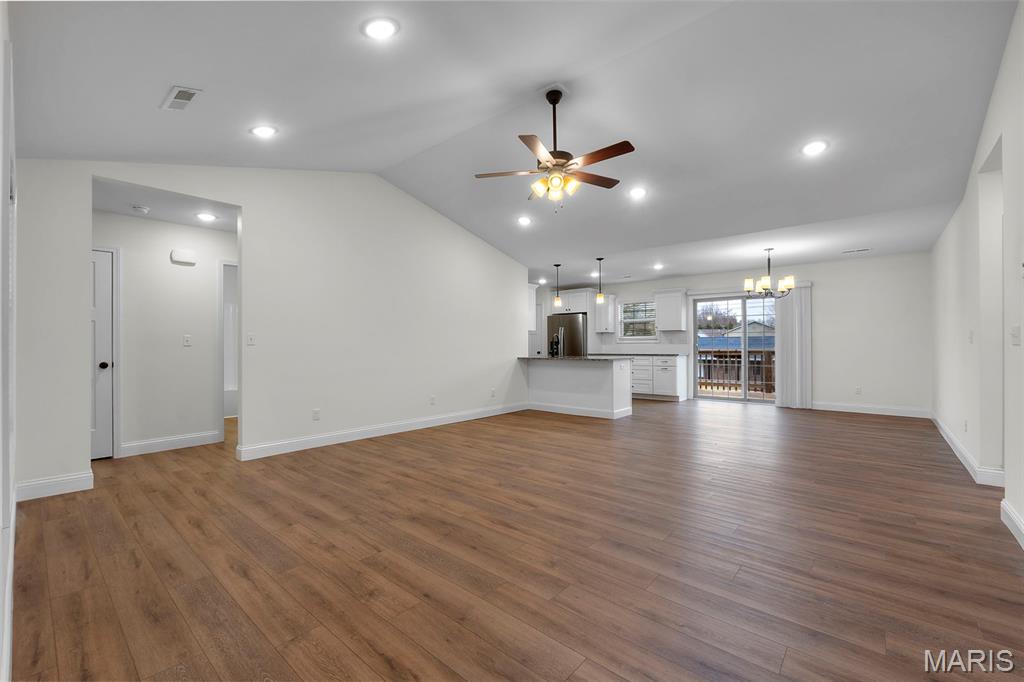 3828 Silverton Circle Property Photo 6