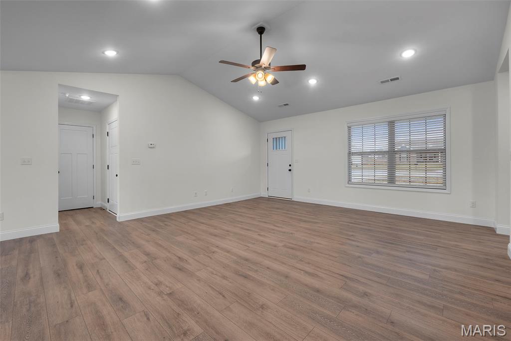 3828 Silverton Circle Property Photo 8
