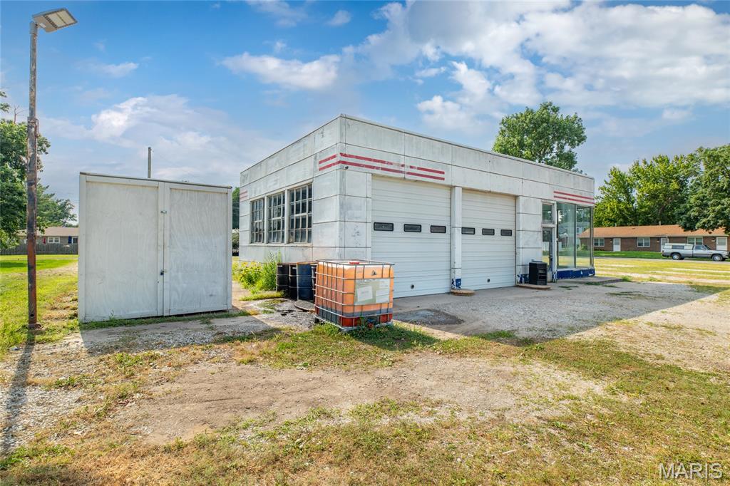 206 Washington Street Property Photo 4