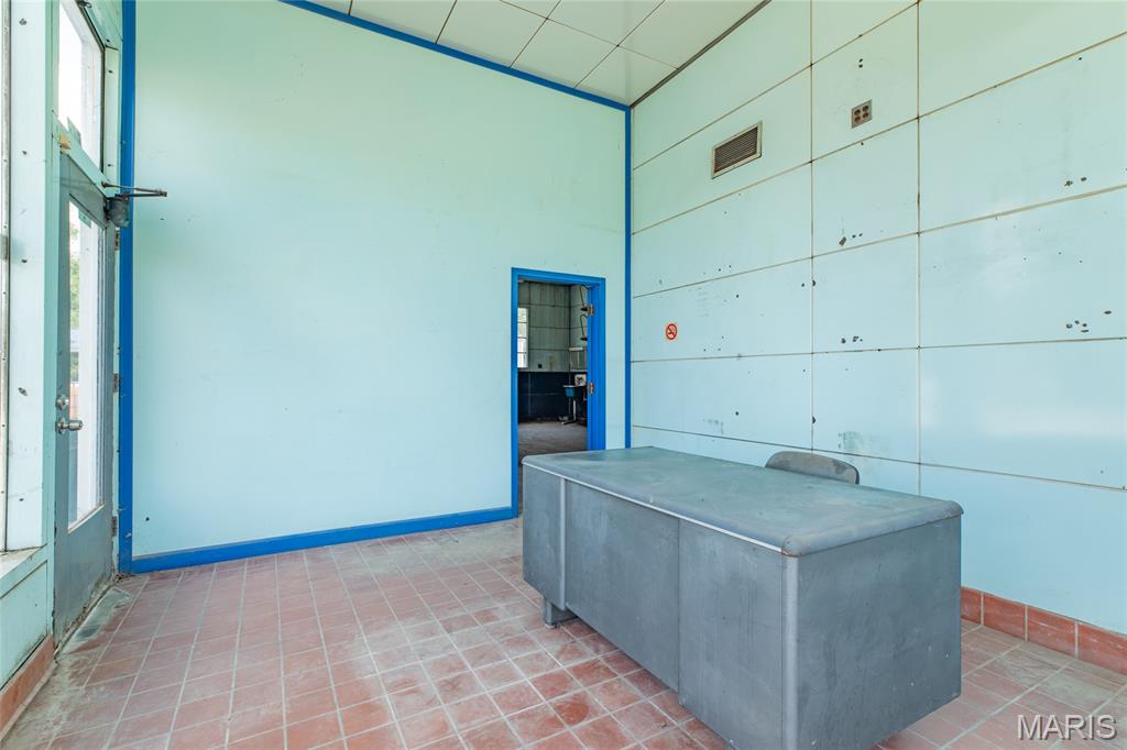 206 Washington Street Property Photo 12
