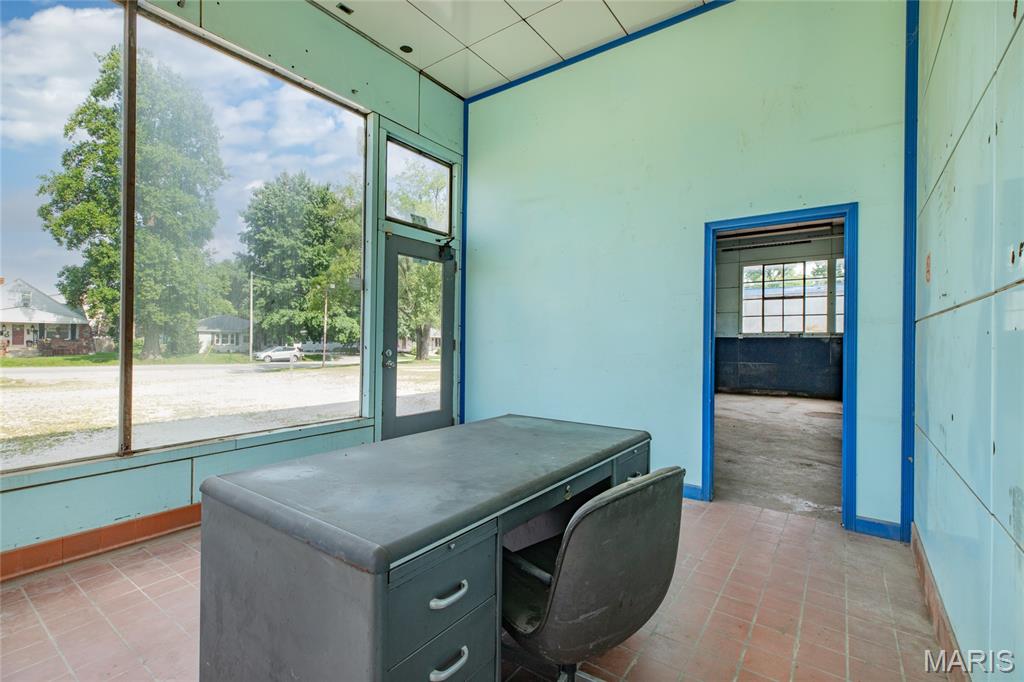 206 Washington Street Property Photo 14