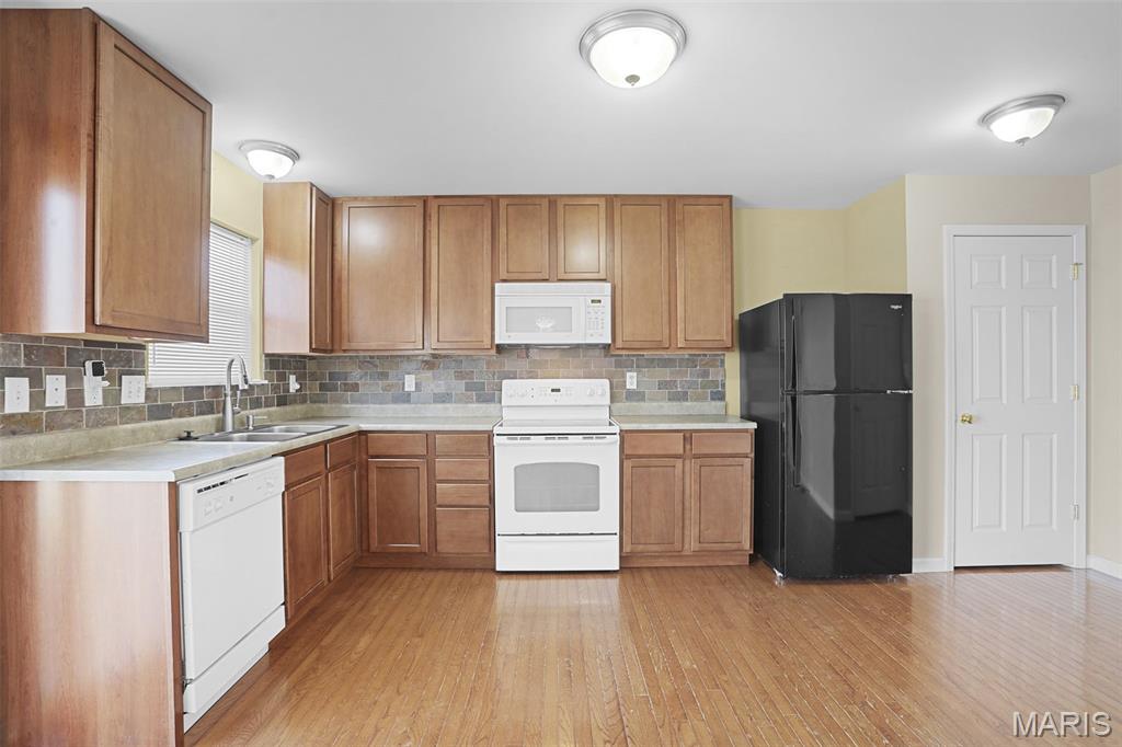 301 Wild Oak Drive Property Photo 11