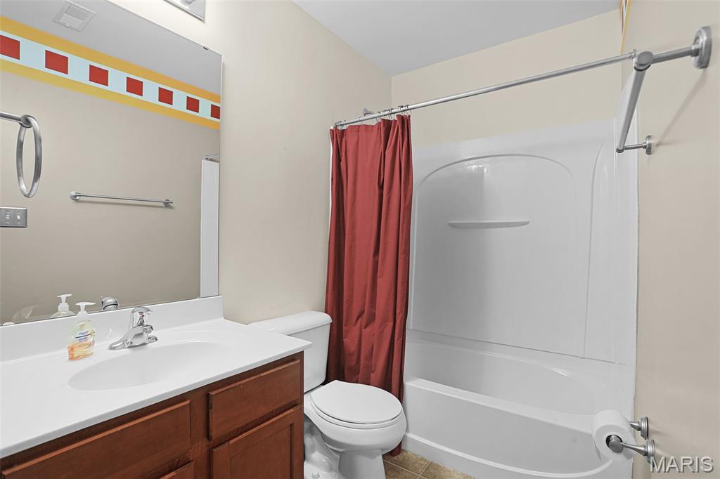 301 Wild Oak Drive Property Photo 23