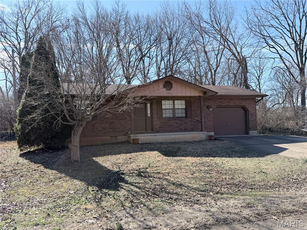 708 Yale Street Property Photo 1