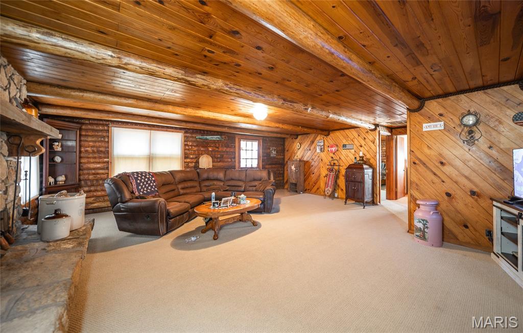 8765 Highway E Property Photo 20