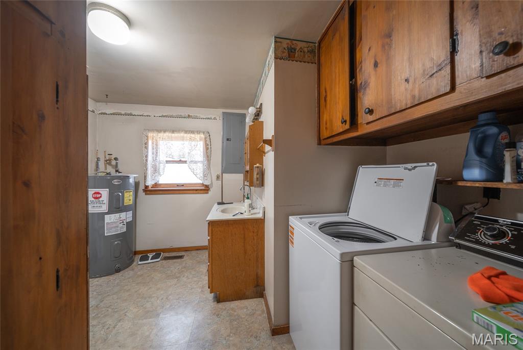 8765 Highway E Property Photo 24