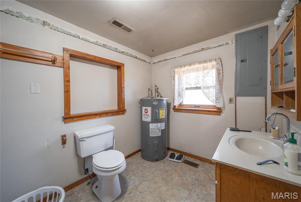 8765 Highway E Property Photo 25