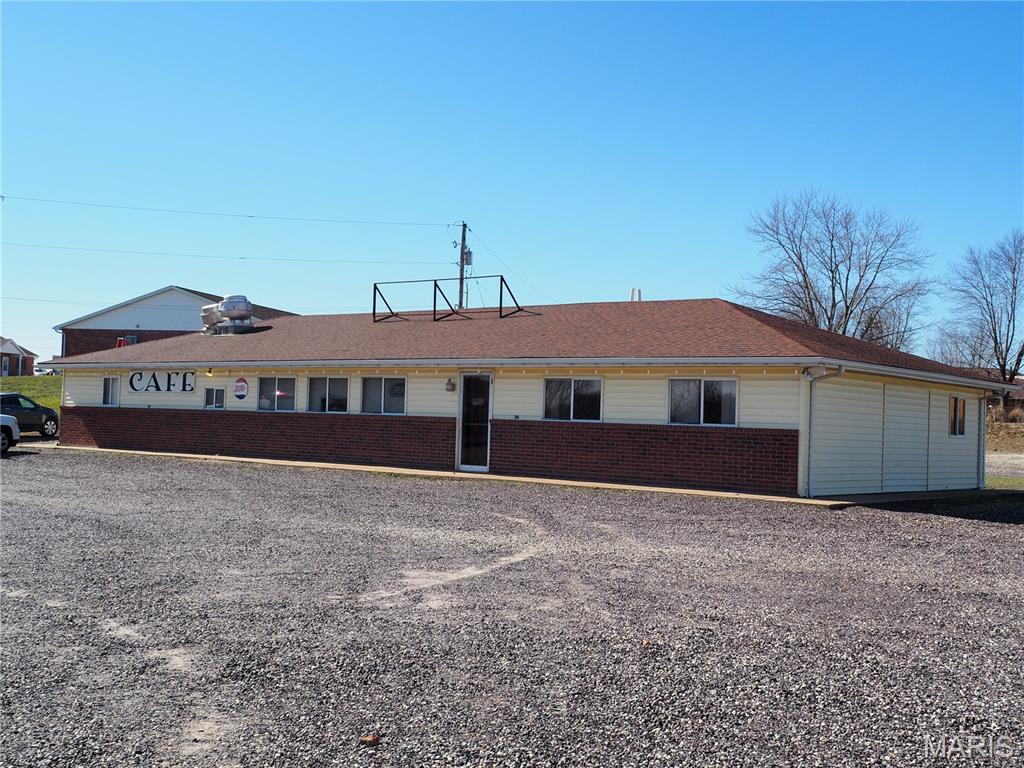 1102-1108 W Highway 28 Property Photo 1