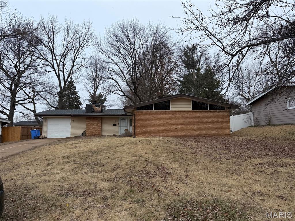 4 Milbrook Lane