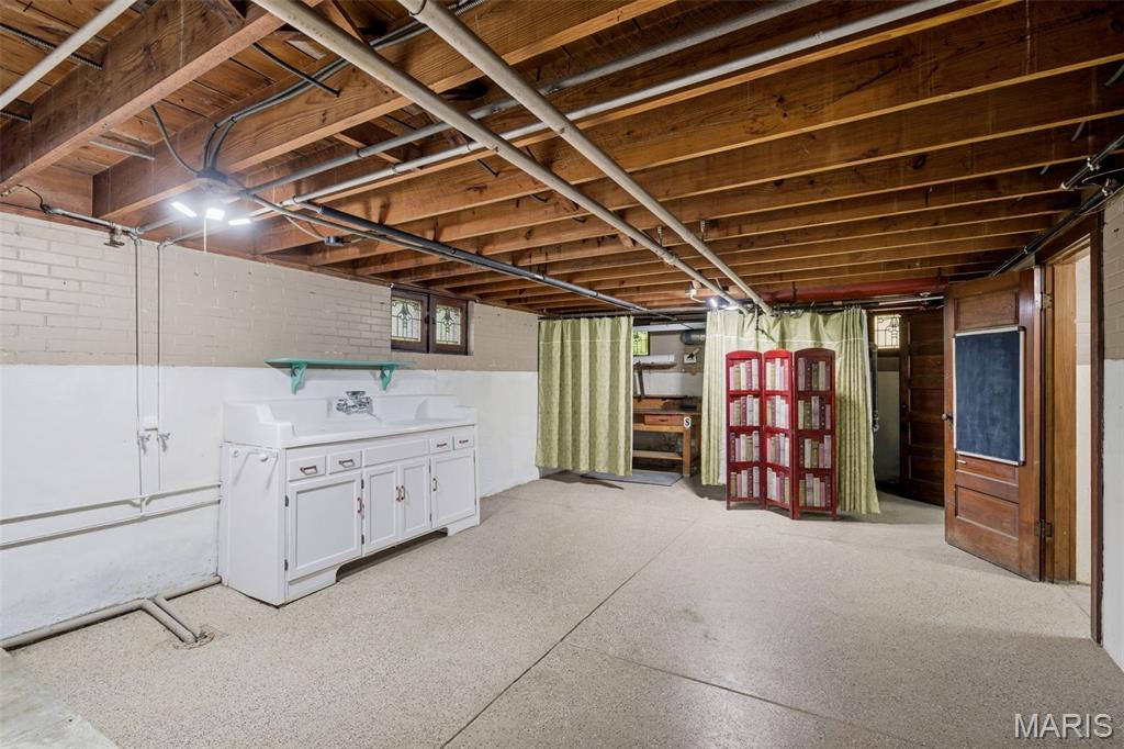 28 Grantwood Lane Property Photo 66