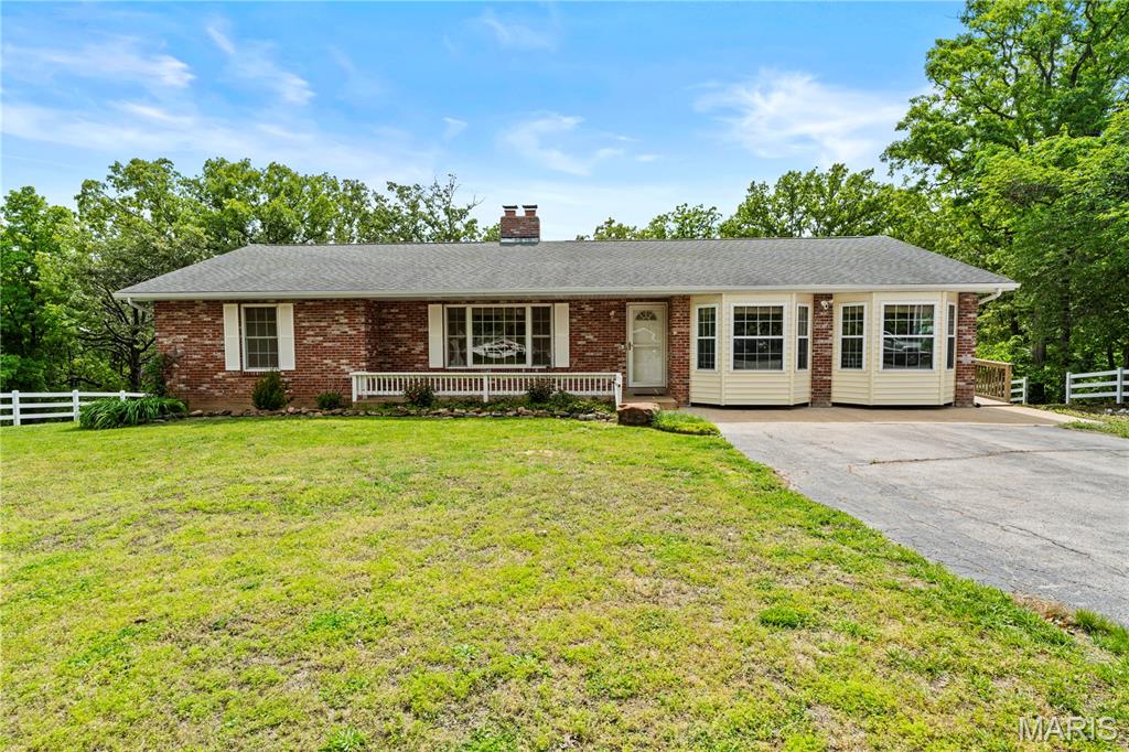 1506 Highway K Property Photo 1