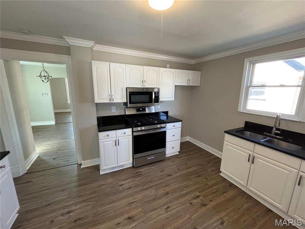 6301 Marquette Avenue Property Photo 11