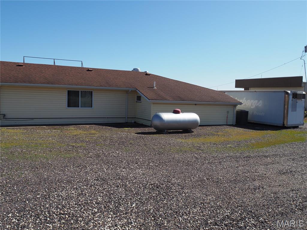 1102-1108 W Highway 28 Property Photo 18