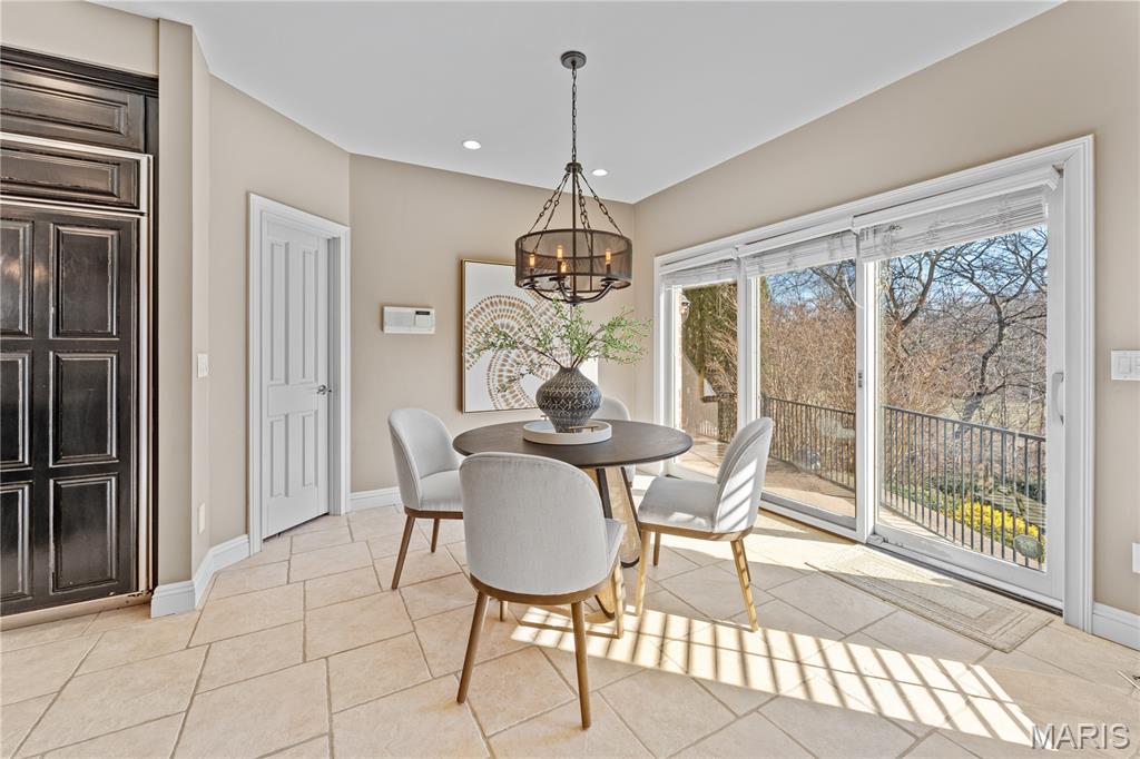 12932 Sunset Bluff Court Property Photo 17