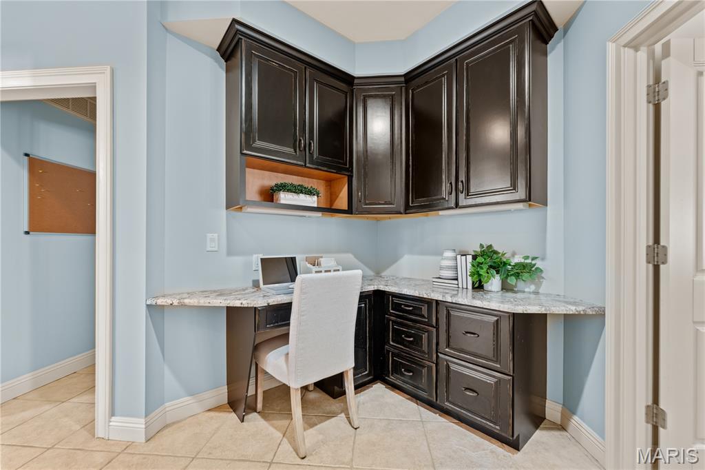 12932 Sunset Bluff Court Property Photo 29