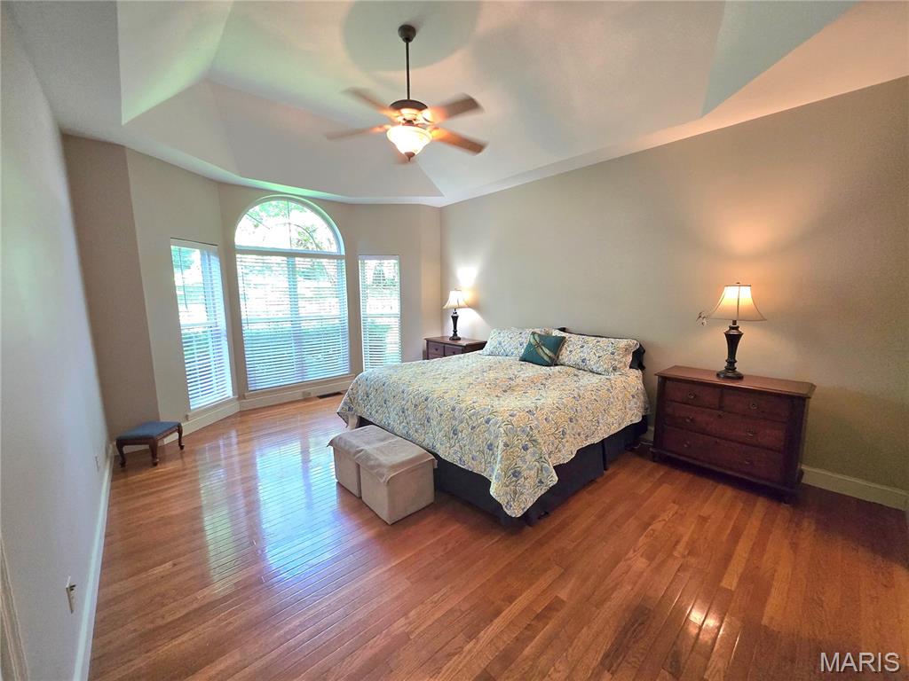 364 Whispering Forest Lane Property Photo 12