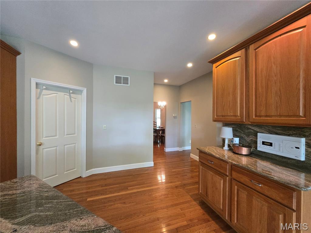 364 Whispering Forest Lane Property Photo 29