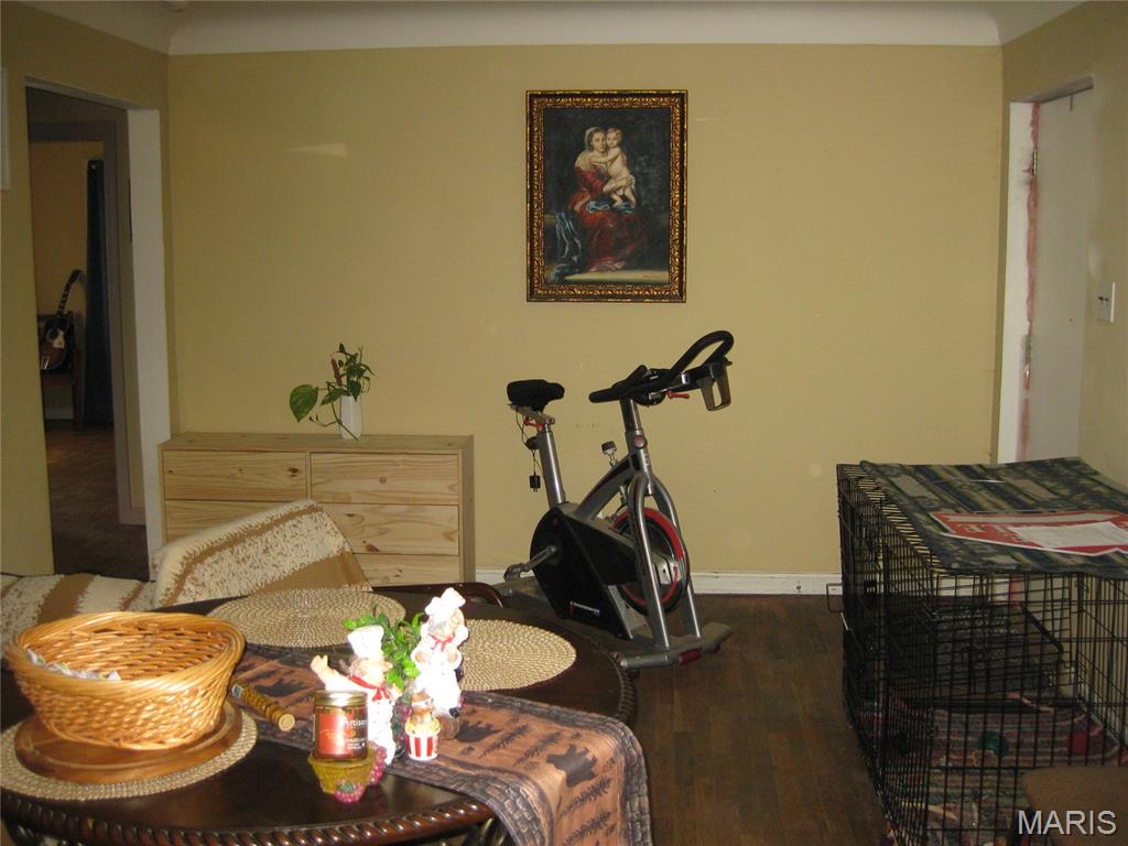 1366 Trampe Avenue Property Photo 5