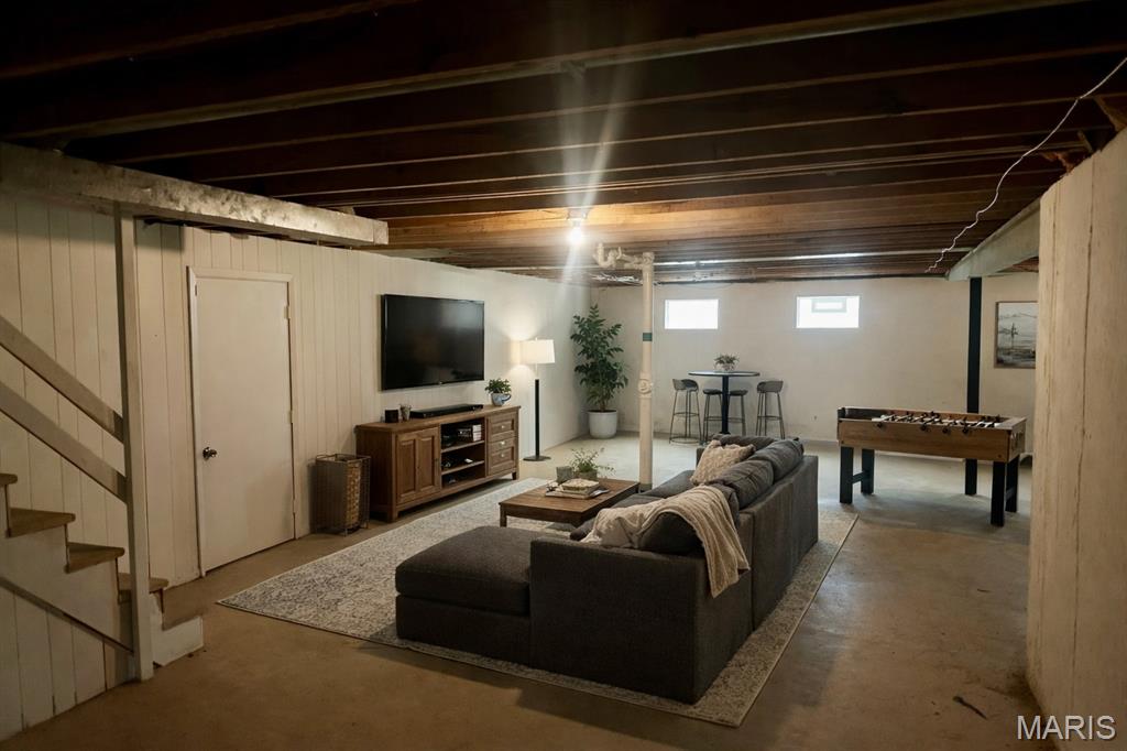 11870 Hidden Lake Drive Property Photo 8