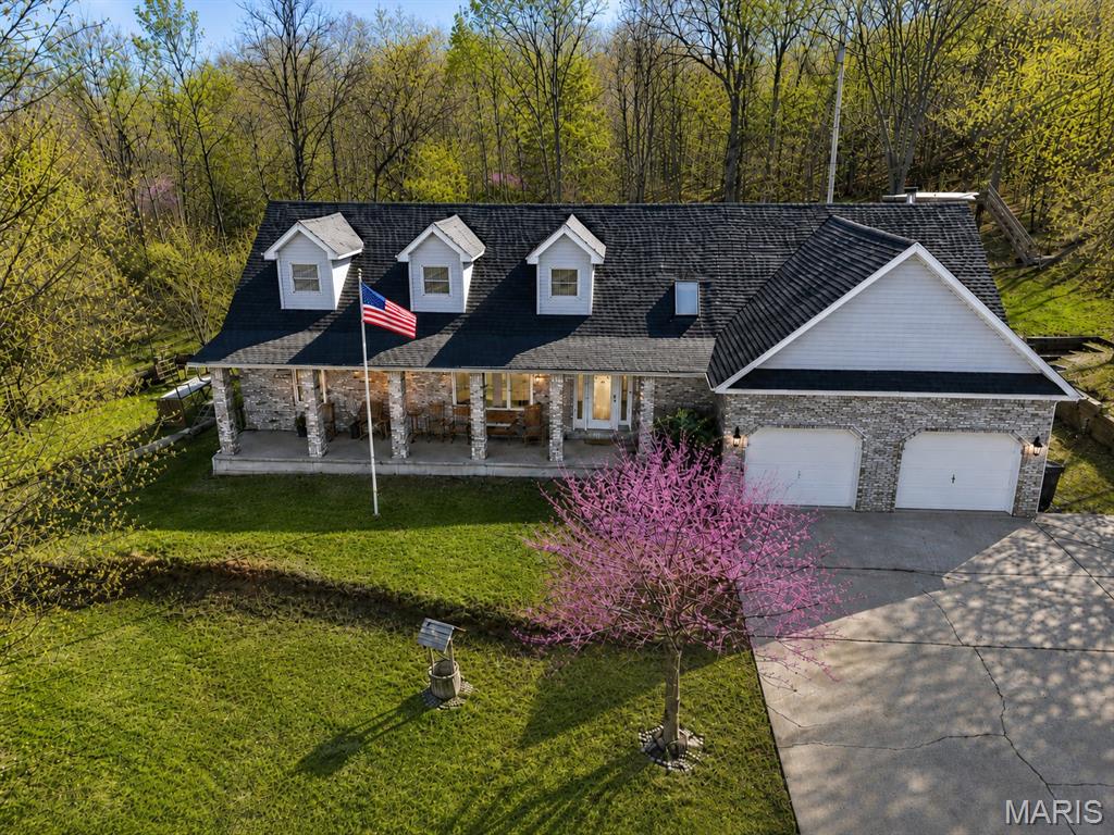1105 Old Highway H Property Photo 1