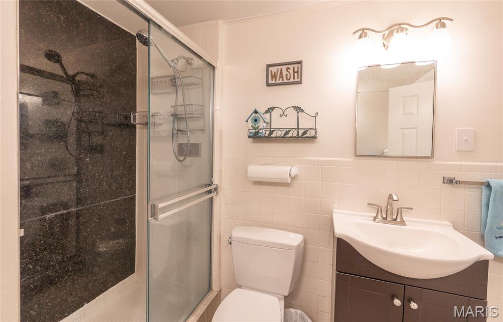 749 Squaw Road Property Photo 36