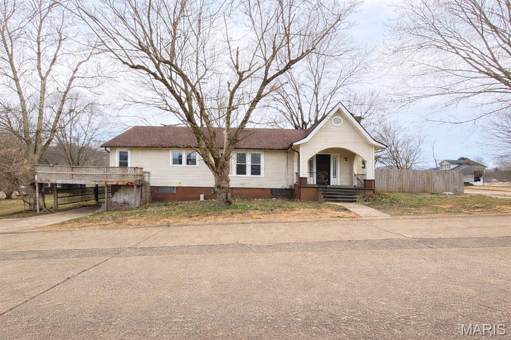 505 Sycamore Street Property Photo 1