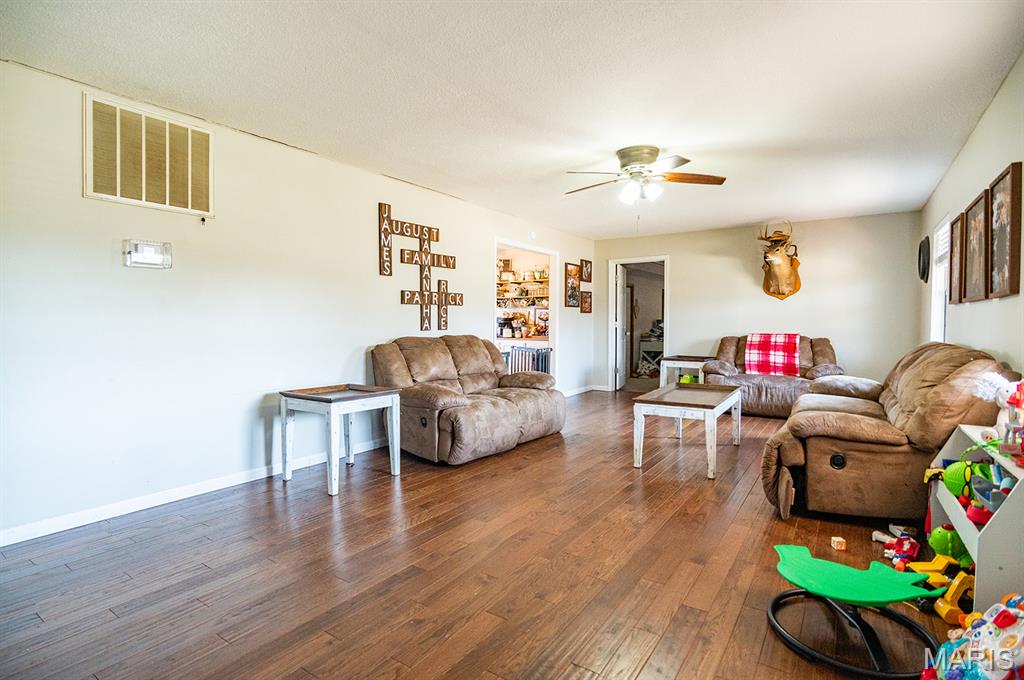 4932 Highway Cc Property Photo 10