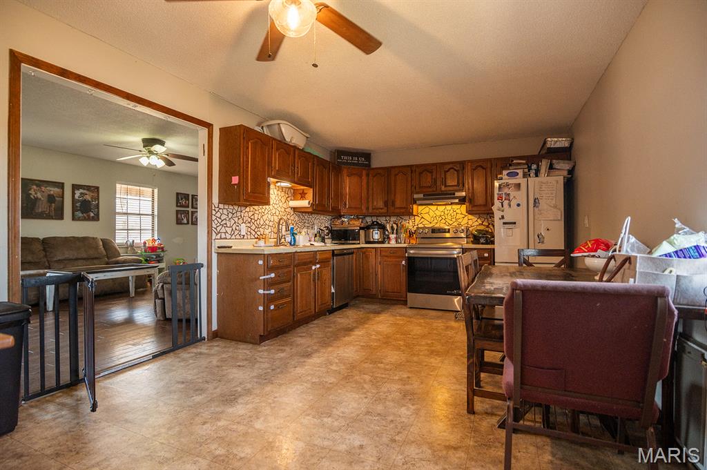 4932 Highway Cc Property Photo 12
