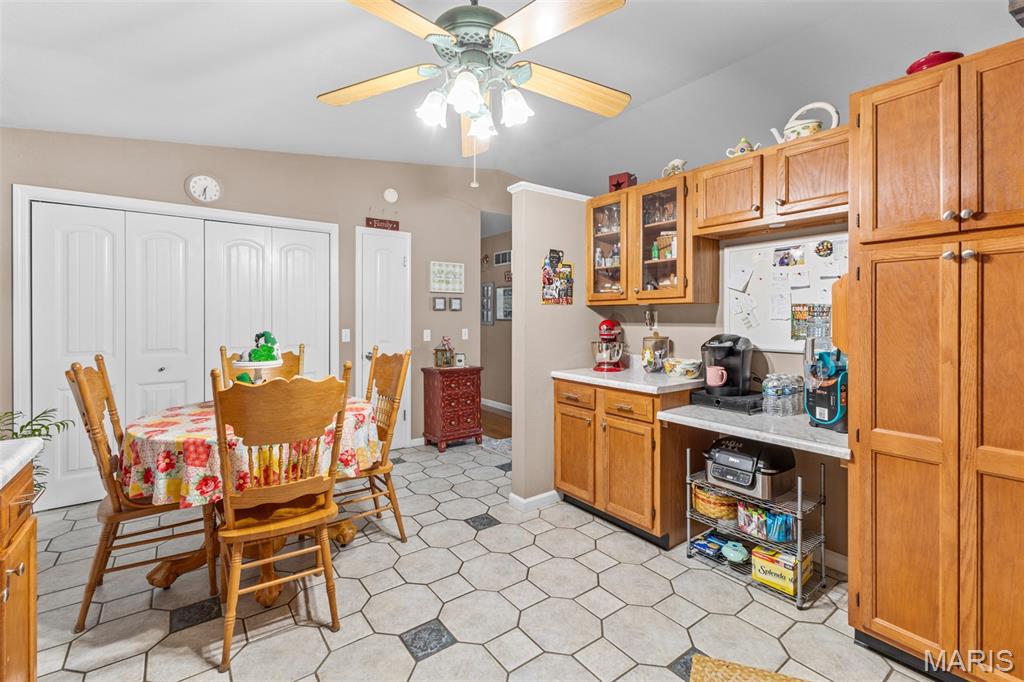 102 Laura Street Property Photo 10